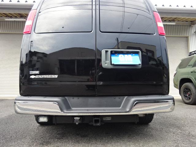 シボレーエクスプレス 　２００８年後期型モデル　パッセンジャーＡＷＤ　オートチェックＣＡＲＦＡＸあり　実走行　ＳＤナビ　Ｂカメラ　分割リクライニング＆フラットシート　ＸＤ２０インチ　スライドドア　ＥＴＣ　記録簿付き（12枚目）