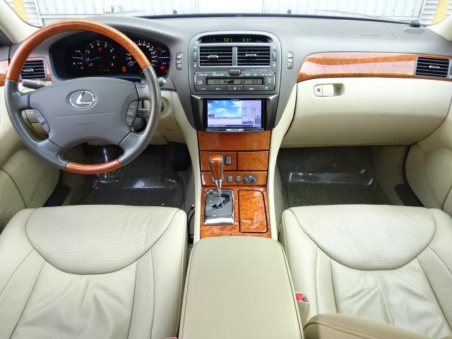 ＬＳ４３０ 　新車並行　エイムゲインエアロ　マフラーカールソン１／１６　２０インチ　パイオニアＳＤナビ　バックカメラ　車高調整ＫＩＴ　サンルーフ　ベージュレザーシート　スマートキー　ＨＩＤ（28枚目）