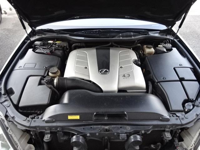 ＬＳ４３０ 　新車並行　エイムゲインエアロ　マフラーカールソン１／１６　２０インチ　パイオニアＳＤナビ　バックカメラ　車高調整ＫＩＴ　サンルーフ　ベージュレザーシート　スマートキー　ＨＩＤ（35枚目）