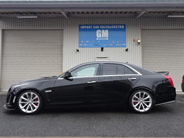 キャデラックＣＴＳ－Ｖ スペック－Ｂ　スペックＢ　正規ディーラー車　スーパーチャージャーカーボンファイバーエアロＰＫＧ　レカロ製パフォーマンスシート　サンルーフ　デジタルインナーミラー　アップルカープレイ　地デジ　ＥＴＣ（7枚目）