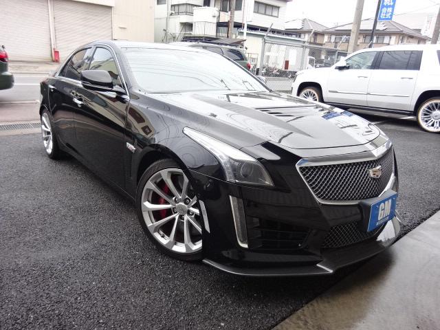 キャデラックＣＴＳ－Ｖ スペック－Ｂ　スペックＢ　正規ディーラー車　スーパーチャージャーカーボンファイバーエアロＰＫＧ　レカロ製パフォーマンスシート　サンルーフ　デジタルインナーミラー　アップルカープレイ　地デジ　ＥＴＣ（12枚目）