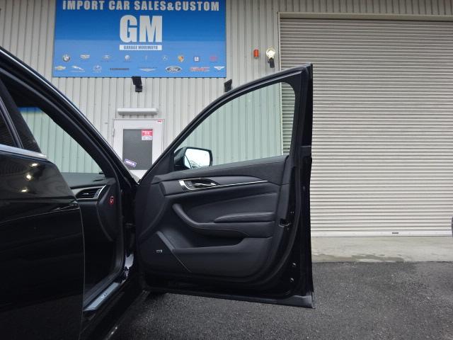 キャデラックＣＴＳ－Ｖ スペック－Ｂ　スペックＢ　正規ディーラー車　スーパーチャージャーカーボンファイバーエアロＰＫＧ　レカロ製パフォーマンスシート　サンルーフ　デジタルインナーミラー　アップルカープレイ　地デジ　ＥＴＣ（23枚目）