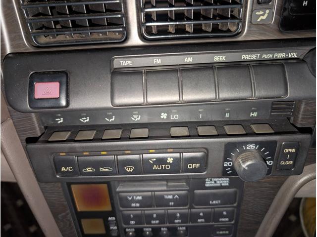 クレスタ スーパールーセントＧ　スーパールーセントＧ　７Ｍエンジン　パワーシート　クルコン　パワーウィンドウ　電格ミラー　オートエアコン　ＴＲＣ　ＥＣＴ－Ｓ　エアピュリファイアー（空気清浄機）オルタネーターリビルト交換済み（12枚目）