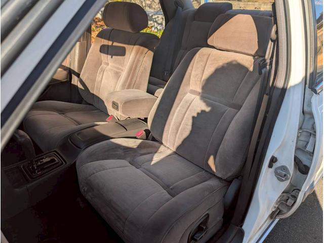 クレスタ スーパールーセントＧ　スーパールーセントＧ　７Ｍエンジン　パワーシート　クルコン　パワーウィンドウ　電格ミラー　オートエアコン　ＴＲＣ　ＥＣＴ－Ｓ　エアピュリファイアー（空気清浄機）オルタネーターリビルト交換済み（16枚目）