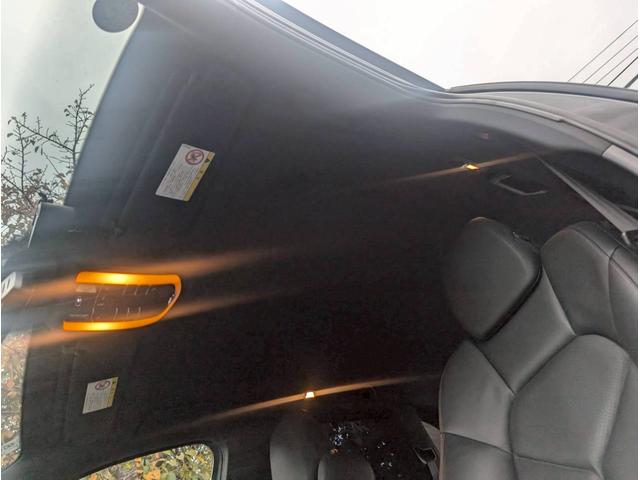 カイエン Ｓ　Ｖ８　４．８Ｌ　４ＷＤ　右ハンドル　電動レザーシート　ＥＴＣ　ナビ　キーレス　バックカメラ　クルコン　ディーラー車　電動リアゲート（30枚目）