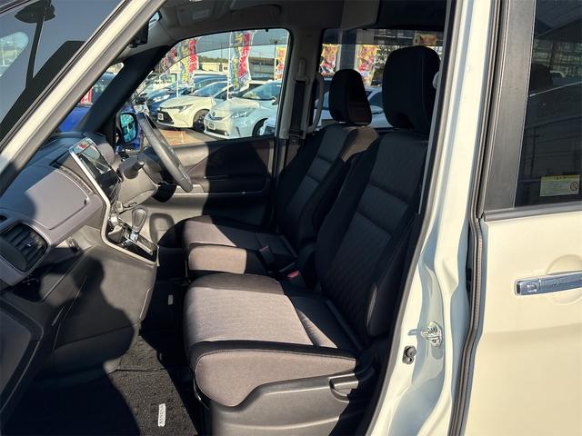 セレナ ハイウェイスターＶ　純正９インチナビゲーション　アラウンドビューモニター　ワンオーナー　　地デジフルセグＴＶ　ＥＴＣ　フリップダウンモニター　両側パワースライドドア　ＣＤ／ＤＶＤ再生　パーキングアシスト　プロパイロット（19枚目）