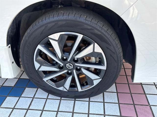 セレナ ハイウェイスターＶ　純正９インチナビゲーション　アラウンドビューモニター　ワンオーナー　　地デジフルセグＴＶ　ＥＴＣ　フリップダウンモニター　両側パワースライドドア　ＣＤ／ＤＶＤ再生　パーキングアシスト　プロパイロット（40枚目）