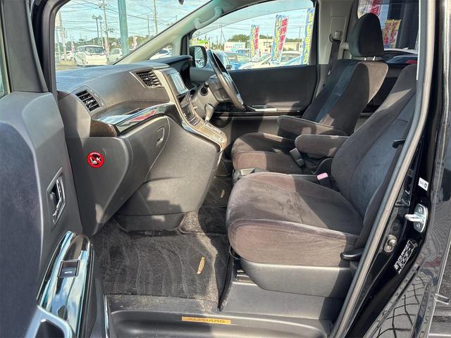 アルファード ２４０Ｓ　プライムセレクションＩＩ　タイプゴールド（17枚目）