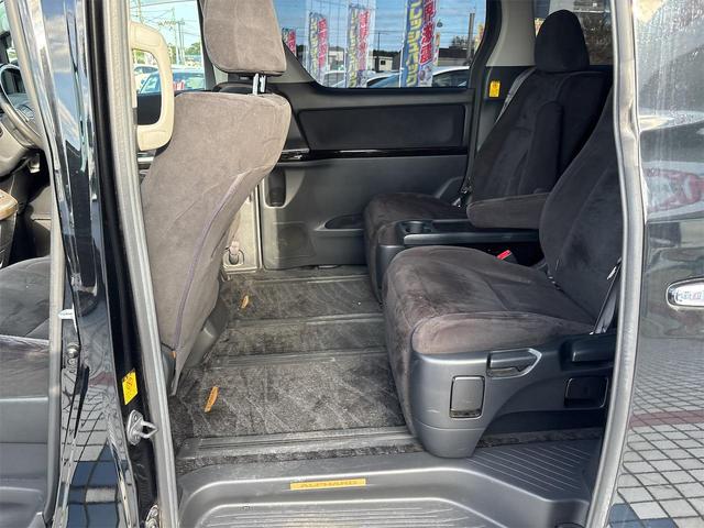 アルファード ２４０Ｓ　プライムセレクションＩＩ　タイプゴールド（18枚目）