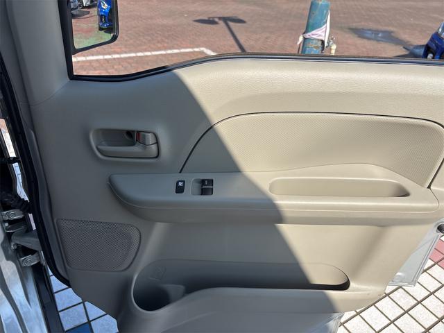 エブリイ PC パナソニックナビゲーション 地デジフルセグTV CD/DVD再生 ブルートゥース対応 バックモニター ETC キーレスキー パワーウインドウ ETC Wエアバック 保証書付き(32枚目)