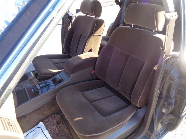 グロリア ブロアムＶＩＰ　ターボ　１オーナー　ターボ　純正ブラック　整備記録　Ｈ４　Ｈ５　Ｈ７　Ｈ９　Ｈ１１　Ｈ１３　Ｈ１５　Ｈ１７　Ｈ１９　Ｈ２１　Ｈ２３　Ｈ２５　Ｈ２７　Ｈ２９　Ｒ１　Ｒ３　Ｒ５　有り（31枚目）