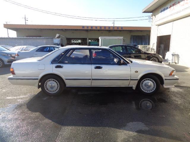 グロリア ブロアム　ターボ　１オーナー　サンルーフ　ワイドボディ　ＶＧ２０ターボ　整備記録　Ｈ１８　Ｈ２０　Ｈ２２　Ｈ２４　Ｈ２６　Ｈ２８　Ｈ３０　Ｒ２　Ｒ４　Ｒ６　有り（7枚目）