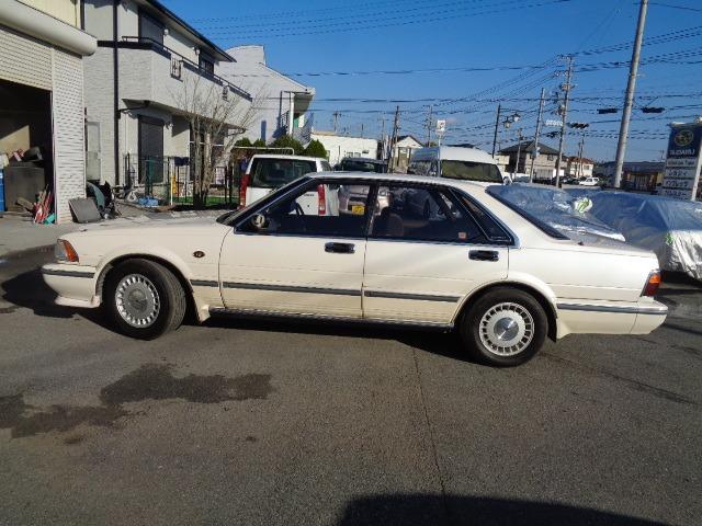 グロリア ブロアム　ターボ　１オーナー　サンルーフ　ワイドボディ　ＶＧ２０ターボ　整備記録　Ｈ１８　Ｈ２０　Ｈ２２　Ｈ２４　Ｈ２６　Ｈ２８　Ｈ３０　Ｒ２　Ｒ４　Ｒ６　有り（15枚目）