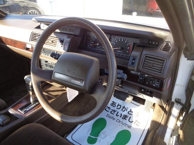 グロリア ブロアム　ターボ　１オーナー　サンルーフ　ワイドボディ　ＶＧ２０ターボ　整備記録　Ｈ１８　Ｈ２０　Ｈ２２　Ｈ２４　Ｈ２６　Ｈ２８　Ｈ３０　Ｒ２　Ｒ４　Ｒ６　有り（20枚目）