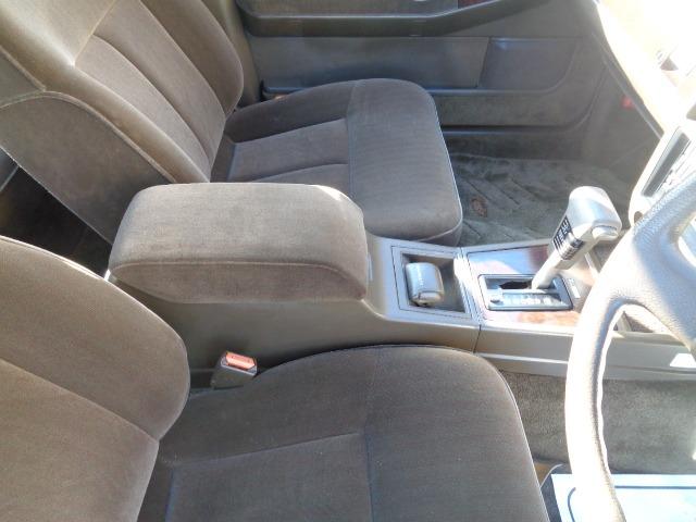 グロリア ブロアム　ターボ　１オーナー　サンルーフ　ワイドボディ　ＶＧ２０ターボ　整備記録　Ｈ１８　Ｈ２０　Ｈ２２　Ｈ２４　Ｈ２６　Ｈ２８　Ｈ３０　Ｒ２　Ｒ４　Ｒ６　有り（23枚目）