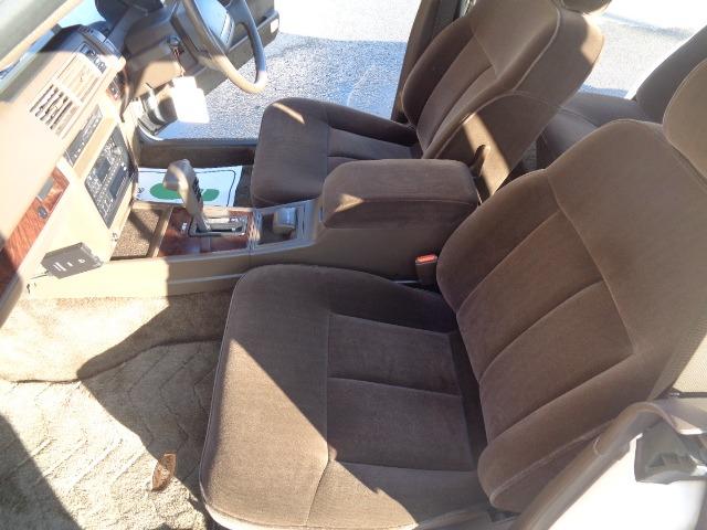 グロリア ブロアム　ターボ　１オーナー　サンルーフ　ワイドボディ　ＶＧ２０ターボ　整備記録　Ｈ１８　Ｈ２０　Ｈ２２　Ｈ２４　Ｈ２６　Ｈ２８　Ｈ３０　Ｒ２　Ｒ４　Ｒ６　有り（36枚目）