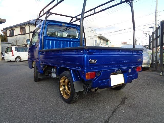 サンバートラック ＴＣ－ＳＣ　１オーナー　整備記録Ｈ２３　２５　２７　２９　３１　Ｒ３　５　７年有　スーパーチャージャー　純正５速　４ＷＤ　色替車　Ｋ７Ｘ　ＷＲブルーパール　新品ハードカーゴワークキャリア　新品純正ＯＰワイドバイザ（12枚目）