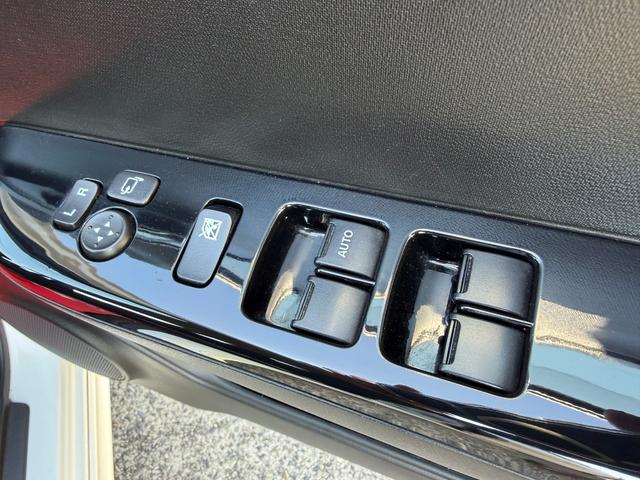 アルトターボRS ベースグレード パナソニックメモリーナビ/TV/Bluetoothオーディオ/純正アルミ(21枚目)