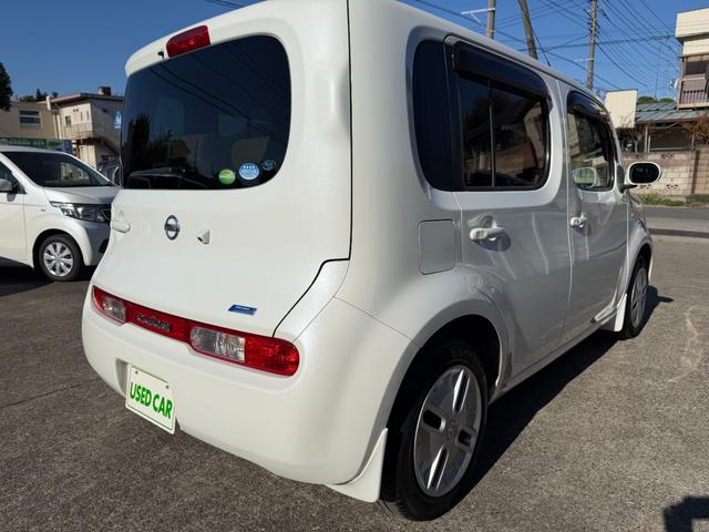 キューブ １５Ｘ　Ｖセレクション　ヴィンテージキャメルインテリア／純正ナビ／フルセグＴＶ／Ｂｌｕｅｔｏｏｔｈオーディオ／バックカメラ（4枚目）