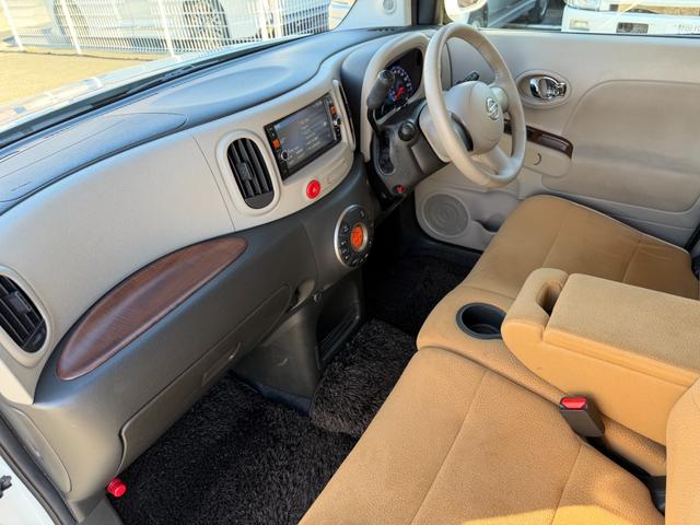 キューブ １５Ｘ　Ｖセレクション　ヴィンテージキャメルインテリア／純正ナビ／フルセグＴＶ／Ｂｌｕｅｔｏｏｔｈオーディオ／バックカメラ（16枚目）