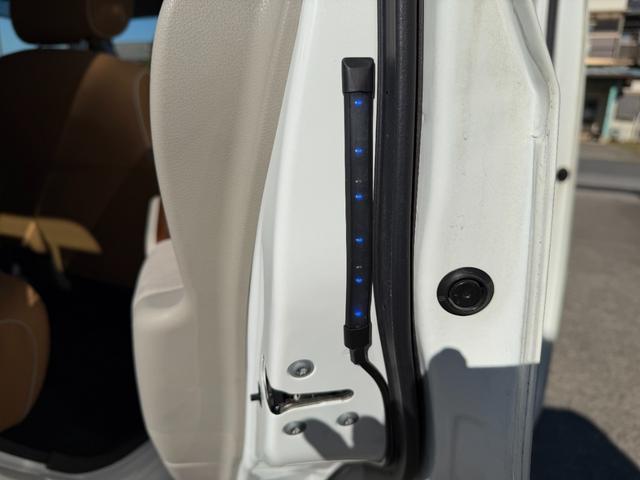 キューブ １５Ｘ　Ｖセレクション　ヴィンテージキャメルインテリア／純正ナビ／フルセグＴＶ／Ｂｌｕｅｔｏｏｔｈオーディオ／バックカメラ（35枚目）