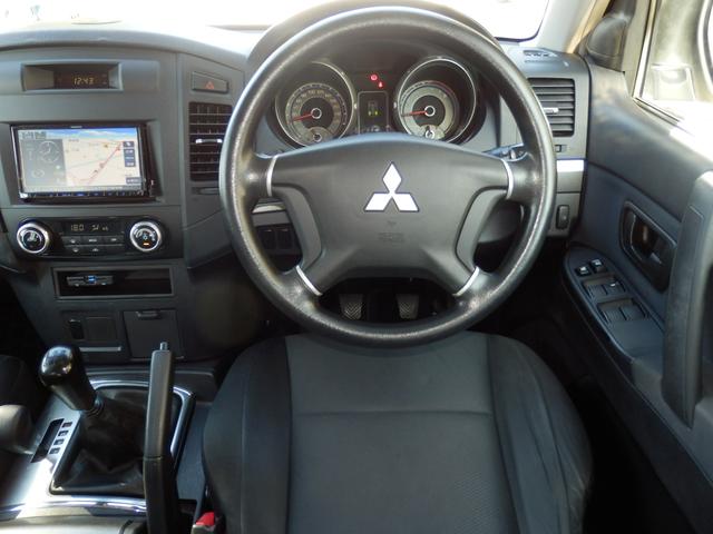 パジェロ ZRロング 純正ガソリンマニュアル ナビTV&ETC付き(9枚目)