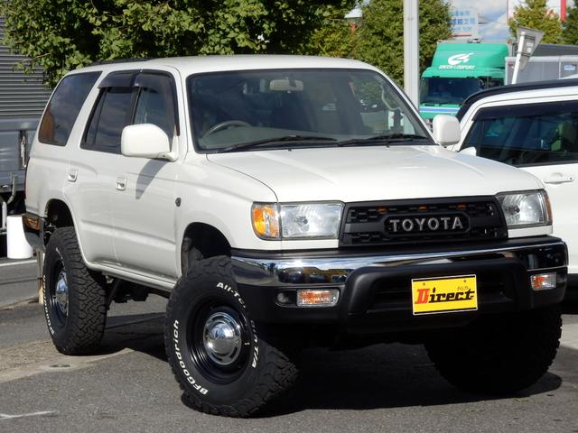 ハイラックスサーフ ＳＳＲ－Ｘ後期型クラシックナロー新品３ＵＰ新品タコマフェイス　プレミアムセレクション　新品ＤＥＡＮ１６インチＡＷ　新品ＢＦグットリッチＡＴタイヤ　新品タコマ風フロントグリル　４ＷＤ　純正パール（4枚目）