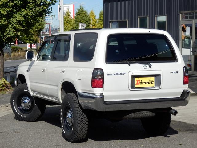 ハイラックスサーフ ＳＳＲ－Ｘ後期型クラシックナロー新品３ＵＰ新品タコマフェイス　プレミアムセレクション　新品ＤＥＡＮ１６インチＡＷ　新品ＢＦグットリッチＡＴタイヤ　新品タコマ風フロントグリル　４ＷＤ　純正パール（25枚目）