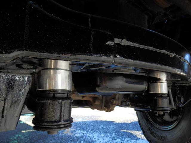 ハイラックスサーフ ＳＳＲ－Ｘ後期型クラシックナロー新品３ＵＰ新品タコマフェイス　プレミアムセレクション　新品ＤＥＡＮ１６インチＡＷ　新品ＢＦグットリッチＡＴタイヤ　新品タコマ風フロントグリル　４ＷＤ　純正パール（36枚目）