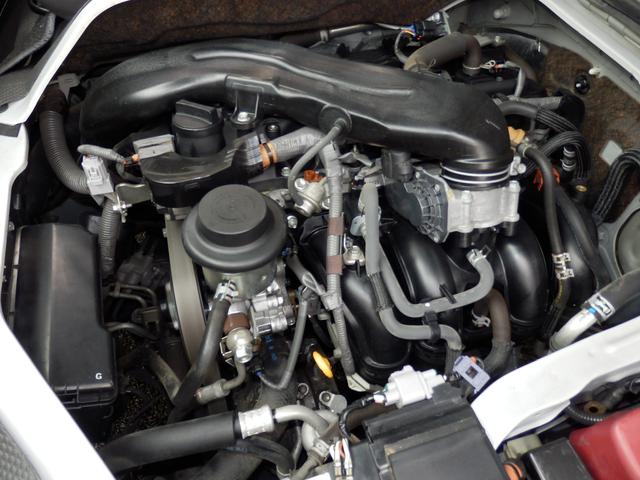 ハイエースバン S-GL仕様DX GLパッケージ ダブルエアコン 新品デイトナ16インチホイール 新品ナスカータイヤ 助手席シートリクライニング加工済み 後席スーパーGLシート(19枚目)