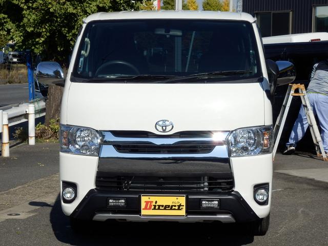 ハイエースバン S-GL仕様DX GLパッケージ ダブルエアコン 新品デイトナ16インチホイール 新品ナスカータイヤ 助手席シートリクライニング加工済み 後席スーパーGLシート(22枚目)