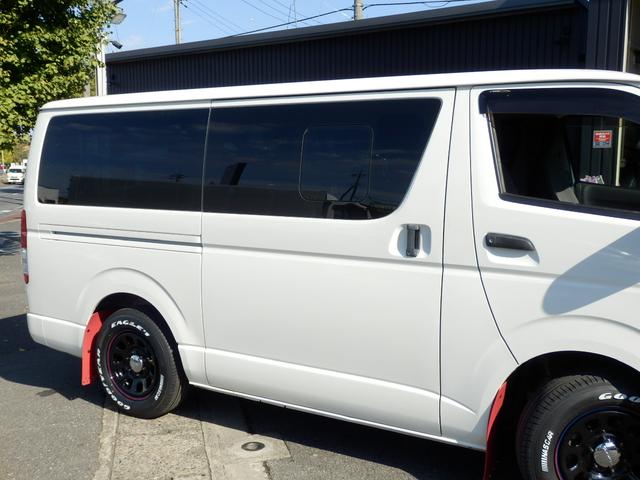 ハイエースバン S-GL仕様DX GLパッケージ ダブルエアコン 新品デイトナ16インチホイール 新品ナスカータイヤ 助手席シートリクライニング加工済み 後席スーパーGLシート(30枚目)