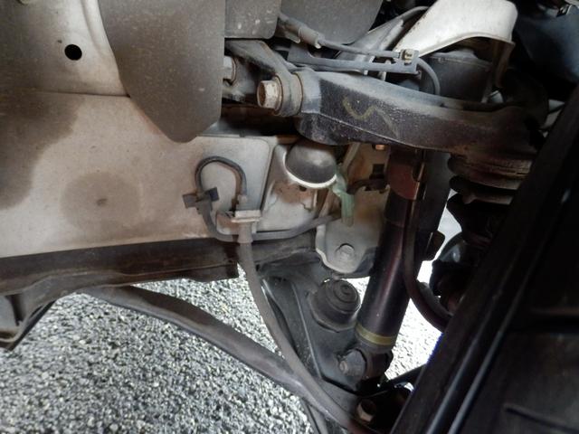 ハイエースバン S-GL仕様DX GLパッケージ ダブルエアコン 新品デイトナ16インチホイール 新品ナスカータイヤ 助手席シートリクライニング加工済み 後席スーパーGLシート(33枚目)