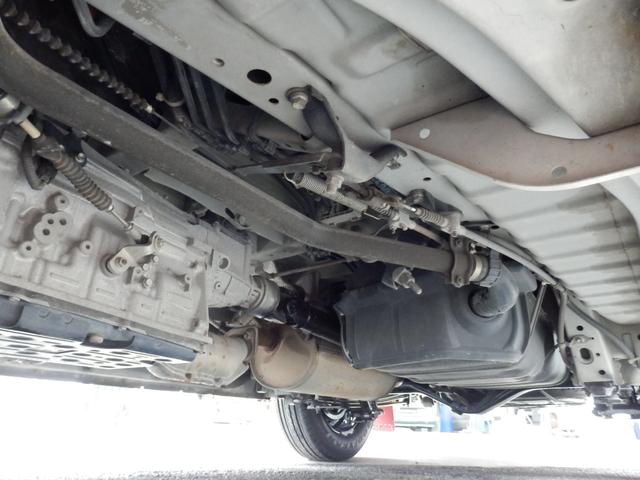 ハイエースバン S-GL仕様DX GLパッケージ ダブルエアコン 新品デイトナ16インチホイール 新品ナスカータイヤ 助手席シートリクライニング加工済み 後席スーパーGLシート(34枚目)