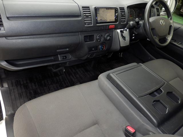 ハイエースバン S-GL仕様DX GLパッケージ ダブルエアコン 新品デイトナ16インチホイール 新品ナスカータイヤ 助手席シートリクライニング加工済み 後席スーパーGLシート(38枚目)