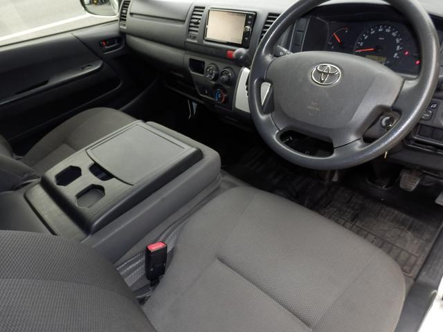 ハイエースバン S-GL仕様DX GLパッケージ ダブルエアコン 新品デイトナ16インチホイール 新品ナスカータイヤ 助手席シートリクライニング加工済み 後席スーパーGLシート(39枚目)