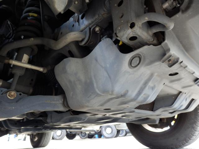 ランドクルーザープラド ＴＸディーゼルターボ６速ＡＴルーフレール４ＷＤ　社外ナビフルセグＴＶバックカメラＥＴＣ　プッシュスタート＆スマートキー（17枚目）