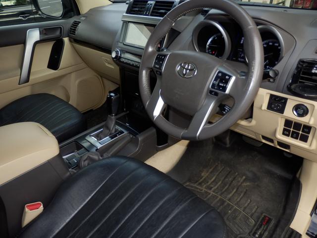 ランドクルーザープラド ＴＸディーゼルターボ６速ＡＴルーフレール４ＷＤ　社外ナビフルセグＴＶバックカメラＥＴＣ　プッシュスタート＆スマートキー（48枚目）