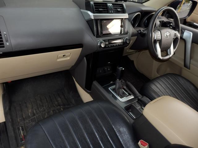 ランドクルーザープラド ＴＸディーゼルターボ６速ＡＴルーフレール４ＷＤ　社外ナビフルセグＴＶバックカメラＥＴＣ　プッシュスタート＆スマートキー（49枚目）