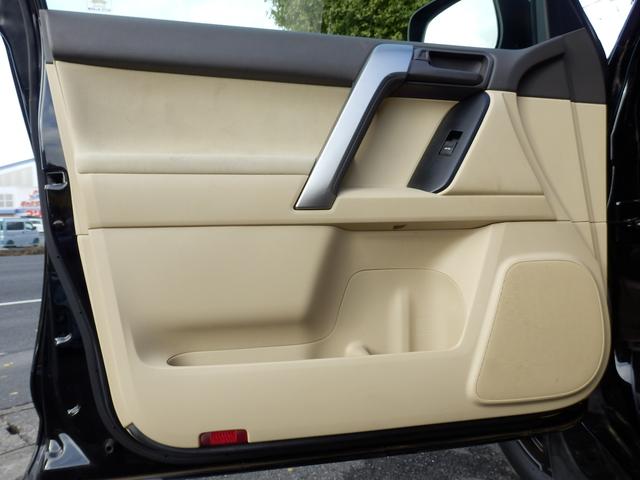 ランドクルーザープラド ＴＸディーゼルターボ６速ＡＴルーフレール４ＷＤ　社外ナビフルセグＴＶバックカメラＥＴＣ　プッシュスタート＆スマートキー（53枚目）