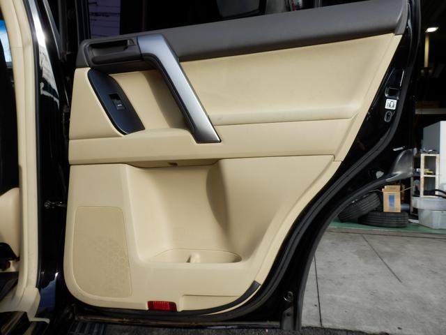 ランドクルーザープラド ＴＸディーゼルターボ６速ＡＴルーフレール４ＷＤ　社外ナビフルセグＴＶバックカメラＥＴＣ　プッシュスタート＆スマートキー（56枚目）