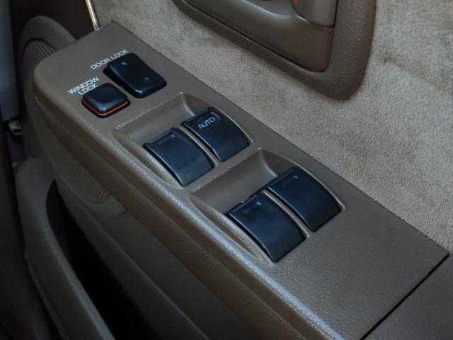 ランドクルーザー８０ ＶＸリミテッド最終型マニュアル換装新品３インチＵＰ　新品角目４灯ヘッドライト　ブラッドレーＶ１６インチＡＷ　ＢＦグットリッチＡＴタイヤ（37枚目）