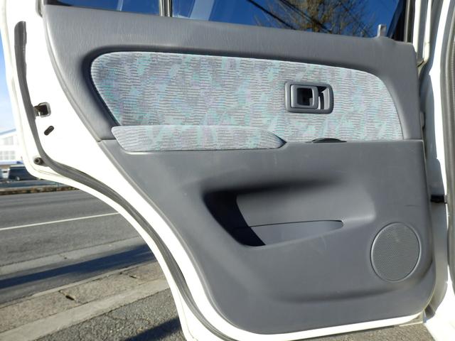 ハイラックスサーフ ＳＳＲ－Ｘ後期型ナロークラシック２インチＵＰ　新品ＤＥＡＮ１６インチＡＷ　新品ＢＦグットリッチＡＴタイヤ（46枚目）