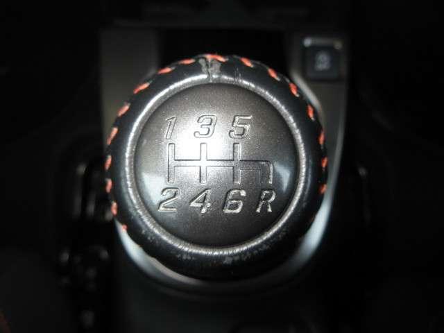 RS ホンダセンシング 禁煙車 ワンオーナー ナビ Bluetooth リアカメラ フルセグ ETC LEDヘッドライト 純正16インチアルミホイール サイドカーテンエアバッグ 革巻ステアリング ドアバイザー(12枚目)