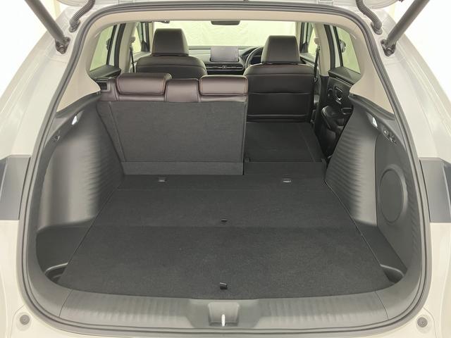 ＺＲ－Ｖ ｅ：ＨＥＶＺ　ワンオーナー　禁煙車　点検パック実施済車　純正ナビ　フルセグ　Ｂｌｕｅｔｏｏｔｈ　ＥＴＣ２．０　前後ドラレコ　全周囲カメラ　本革シート　シートヒーター　ＬＥＤヘッドライト　１８インチアルミホイール（36枚目）