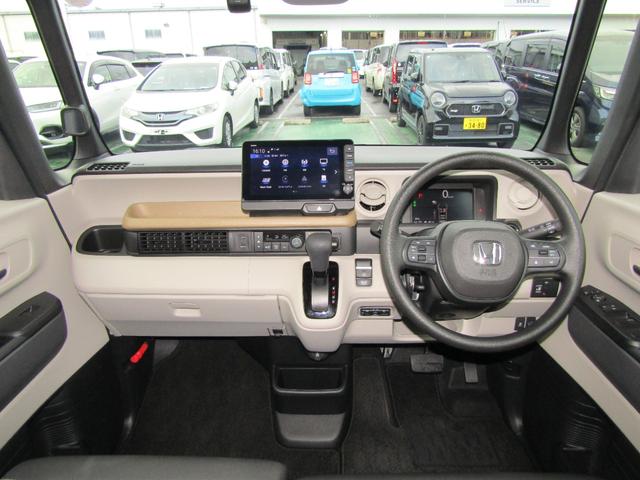 Ｎ－ＢＯＸ ベースグレード　当社元試乗車　禁煙車　純正９インチナビ　フルセグ　Ｂｌｕｅｔｏｏｔｈ　ミュージックサーバー　ＵＳＢ　ドラレコ　ＥＴＣ　片側電動スライドドア　ＬＥＤヘッドライト　バックカメラ　サイドカーテンエアバック（11枚目）
