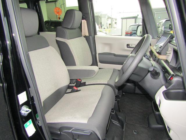 Ｎ－ＢＯＸ ベースグレード　当社元試乗車　禁煙車　純正９インチナビ　フルセグ　Ｂｌｕｅｔｏｏｔｈ　ミュージックサーバー　ＵＳＢ　ドラレコ　ＥＴＣ　片側電動スライドドア　ＬＥＤヘッドライト　バックカメラ　サイドカーテンエアバック（12枚目）