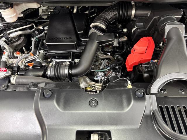 ステップワゴン エアー　ワンオーナー　禁煙車　純正９インチナビ　フルセグ　Ｂｌｕｅｔｏｏｔｈ　ミュージックサーバー　ＵＳＢ　３カメラドラレコ　ＥＴＣ　両側電動スライドドア　バックカメラ　ＬＥＤライト　１６インチアルミホイール（2枚目）