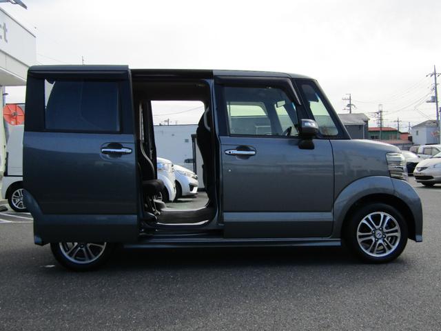 N-BOXカスタム GSSパッケージ ワンオーナー 禁煙車 純正メモリーナビ フルセグTV Bluetooth ミュージックサーバー ドラレコ ETC 両側電動スライドドア 衝突軽減ブレーキ ディスチャージヘッドライト 14インチアルミ(9枚目)