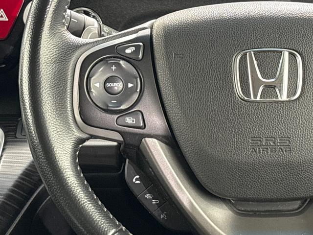 ステップワゴンスパーダ スパーダ・クールスピリットホンダセンシング ワンオーナー 純正ナビ フルセグTV Bluetooth 後席モニター 全周囲カメラ シートヒーター 両側電動スライドドア LEDヘッドライト 17インチアルミホイール サイドカーテンエアバック(12枚目)